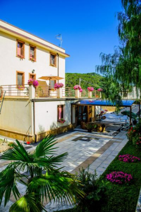  Hotel Al Ritrovo  Пьяцца Армерина